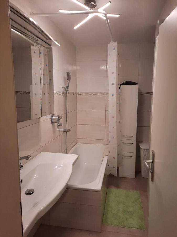 Moderne 3Zimmer Wohnung, In Koenigsbrunn Bei Augsburg Ngoại thất bức ảnh